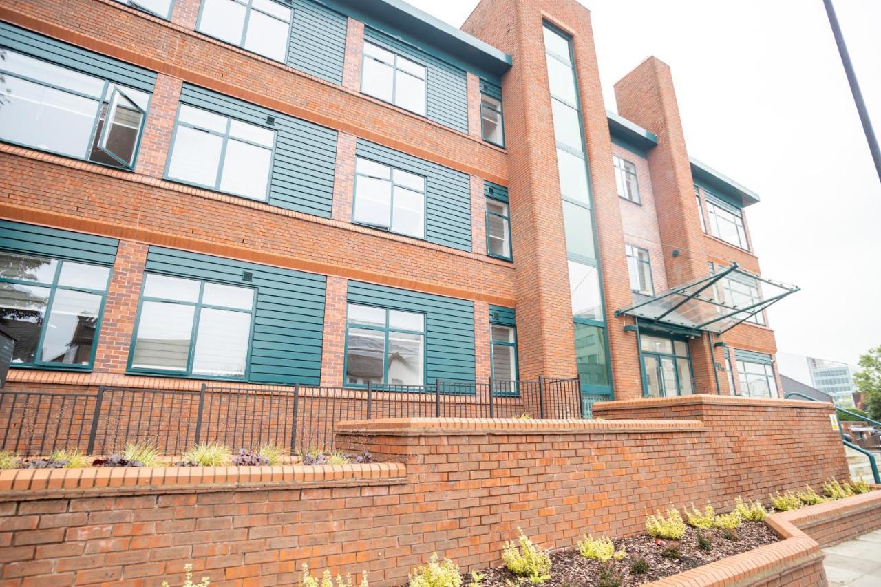 Villa Deluxe Chic 1 2 Bed Apts Near Heathrow Legoland Windsor Slough Exterior foto